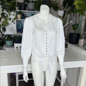 Suzy Shier White Tie-Front V-Neck Button Blouse NWOT XS